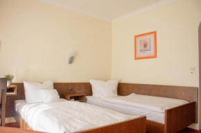 Отель Hotel Restaurant Rothkopf  Ойскирхен